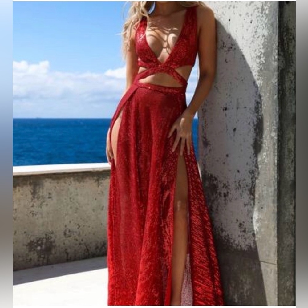 New Abyss by Abby Dazzling Red Backless Evening Gown size XS - Picture 4 of 12